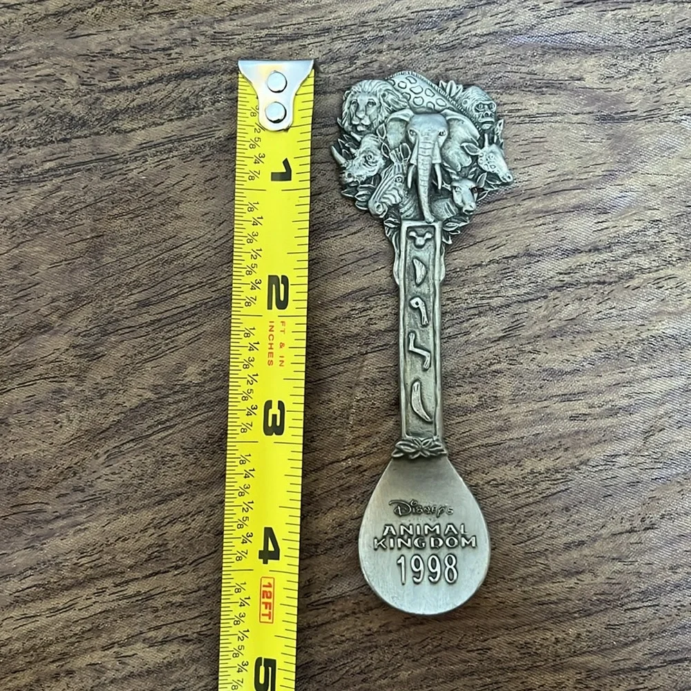 Disney Vintage 1998 The Animal Kingdom Souvenir Collectible Pewter Spoon